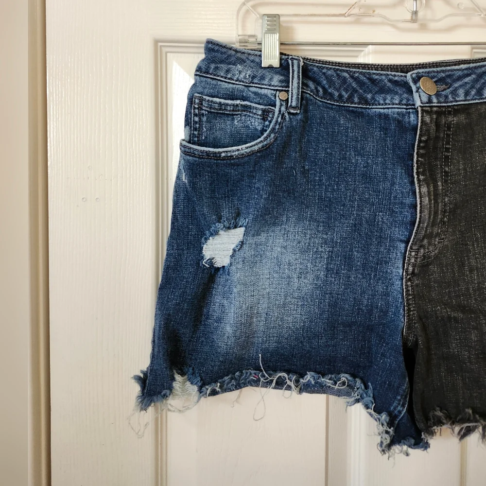 CAbi stylish two